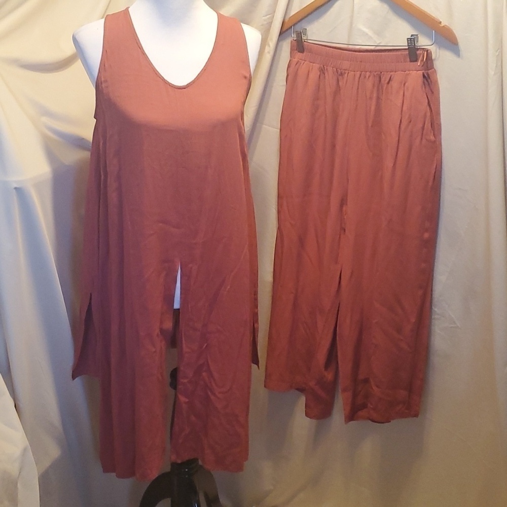 Namaste 2 Piece Top and Pant SZ MD